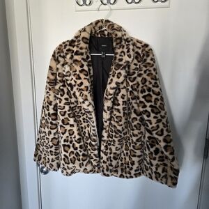 NWOT Forever 21 Faux Fur Leopard Print Jacket Size S